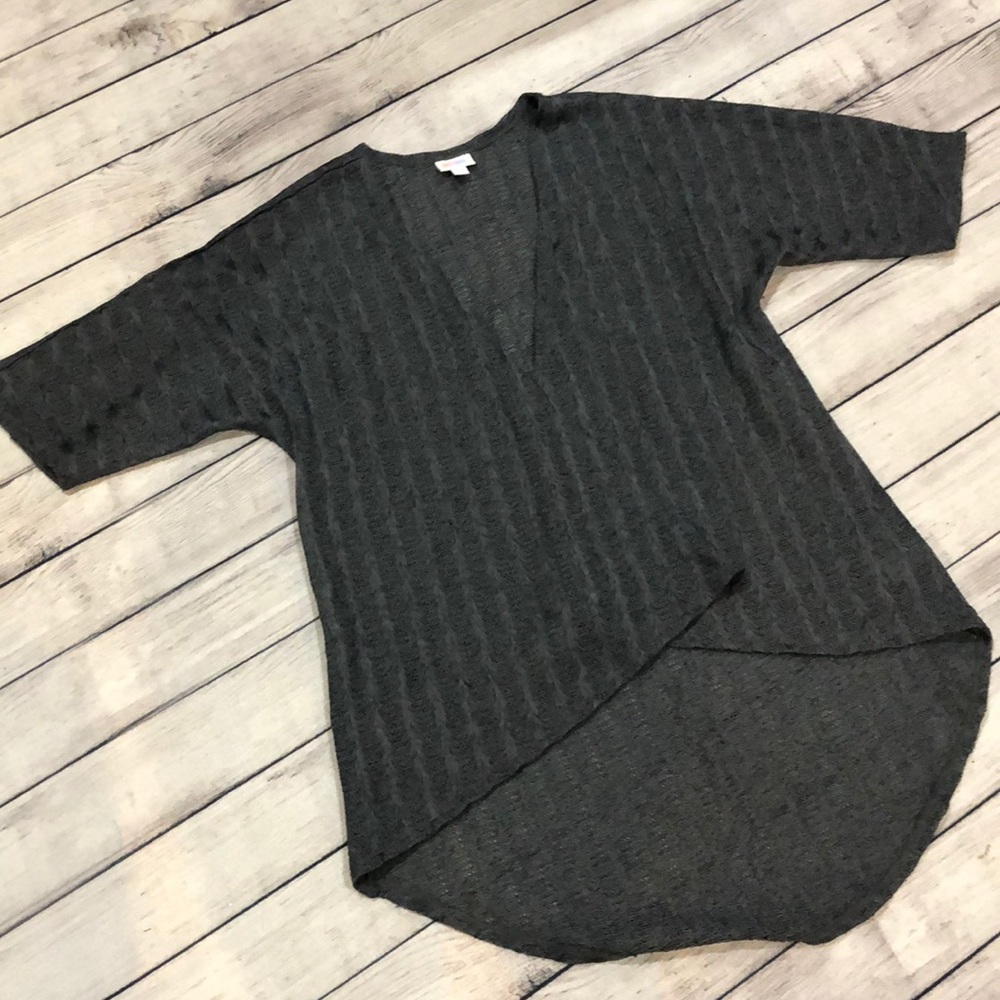 LuLaRoe Gray Lindsay size Small